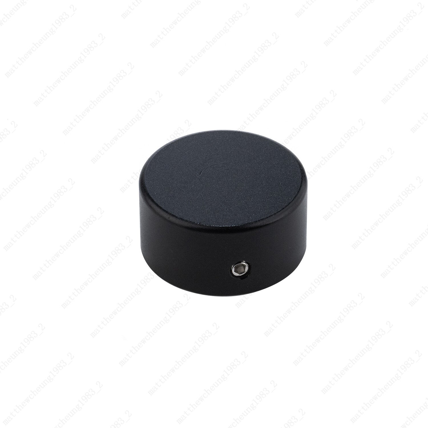 1 Piece Aluminum Alloy Effects Pedal Footswitch Topper with 3 Screws 6 Colors