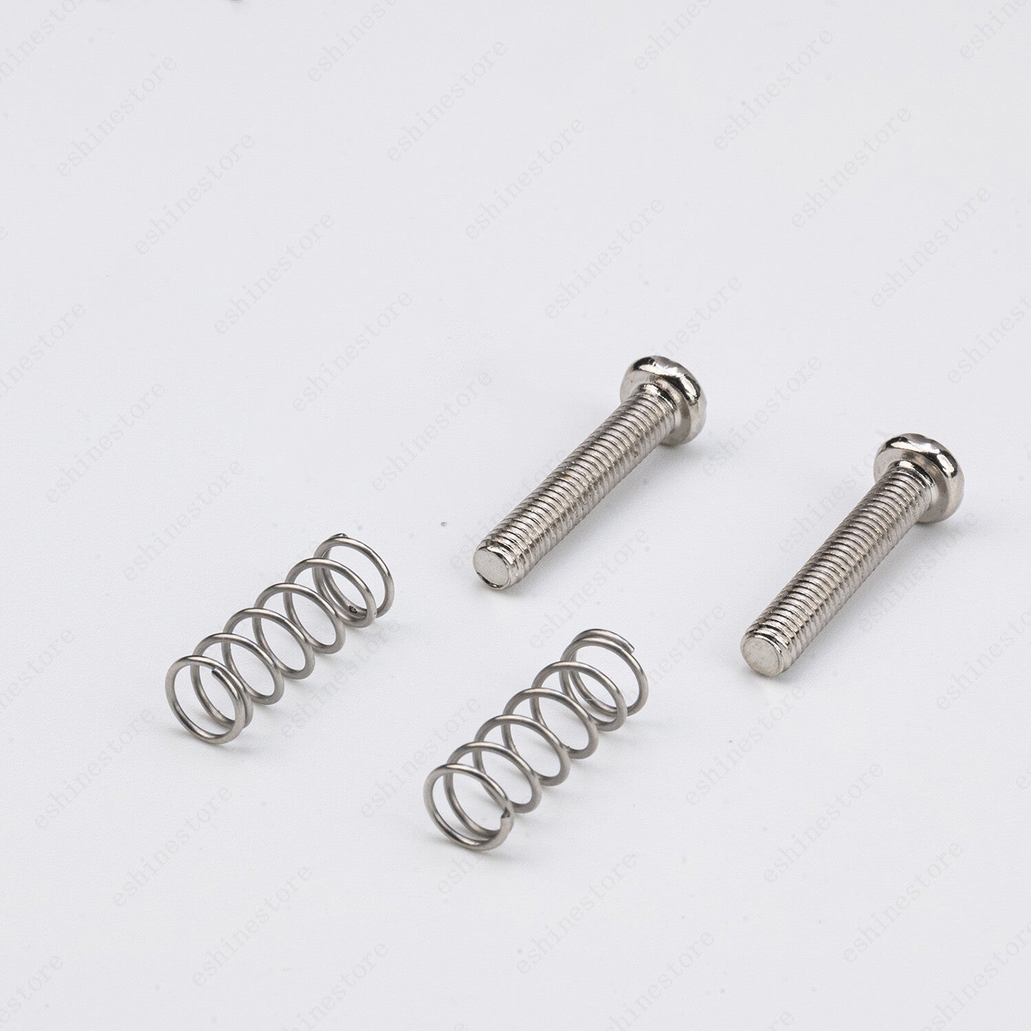 Guitar saddle screws and springs for bridge or tremolo M3 x 18mm in 3 Colors